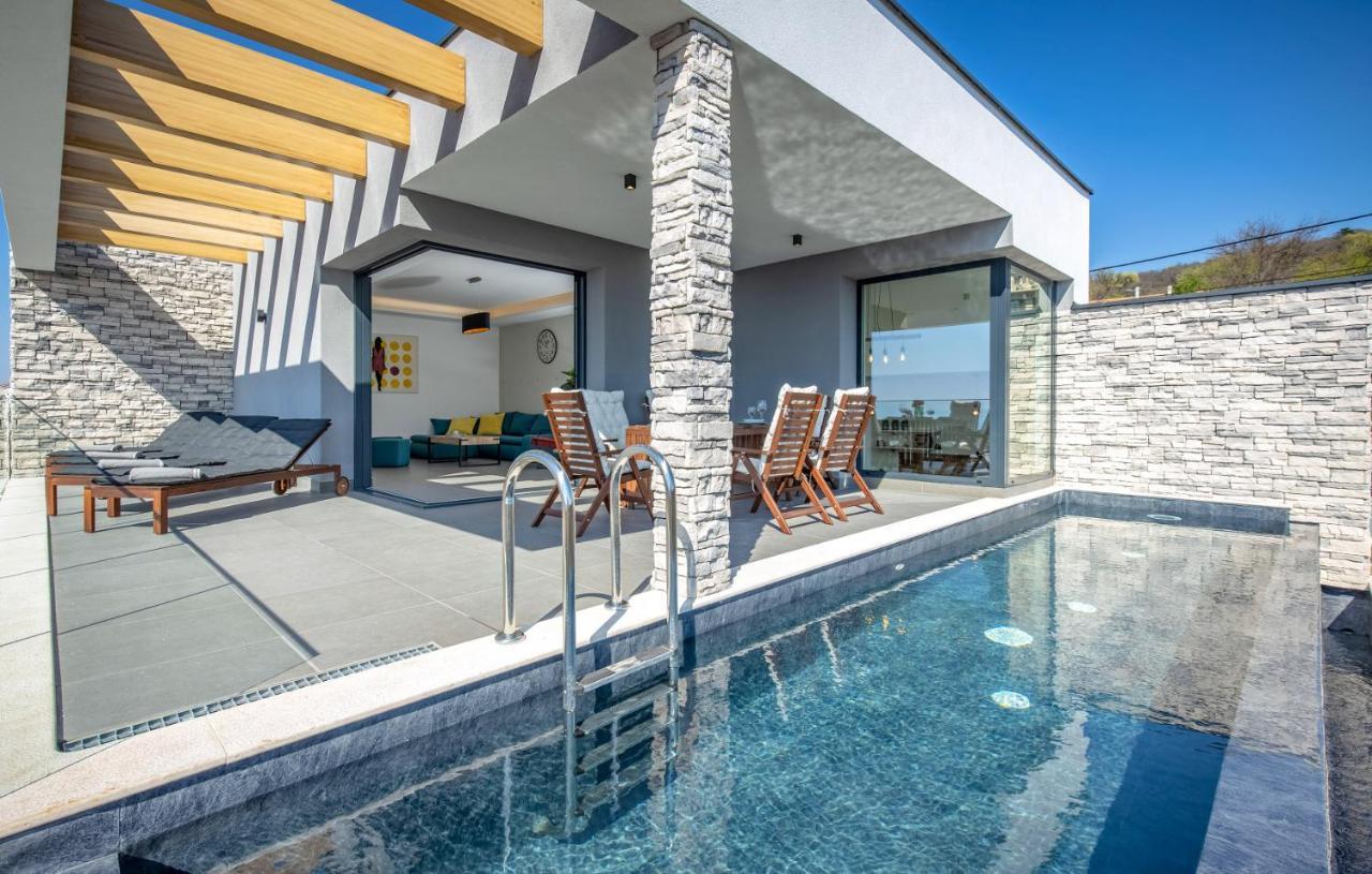 Villa Nina Šmrika Buitenkant foto